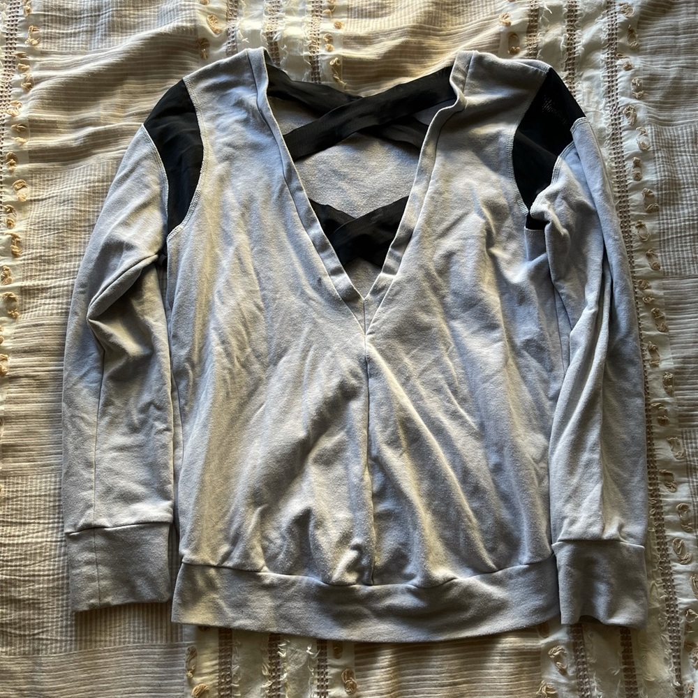 THE NORTH FACE SWEATSHIRT